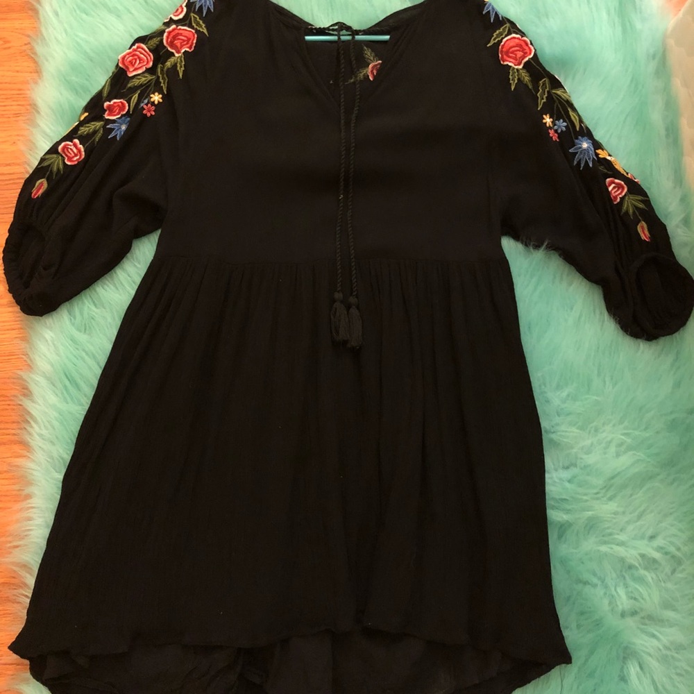 Zara - Picture 2 of 2